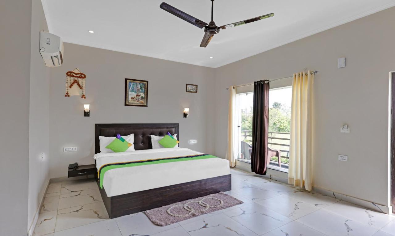 Treebo Kaira Resort With Pool View, 5 Km From Jim Corbett Jungle Safari ラムナガル エクステリア 写真