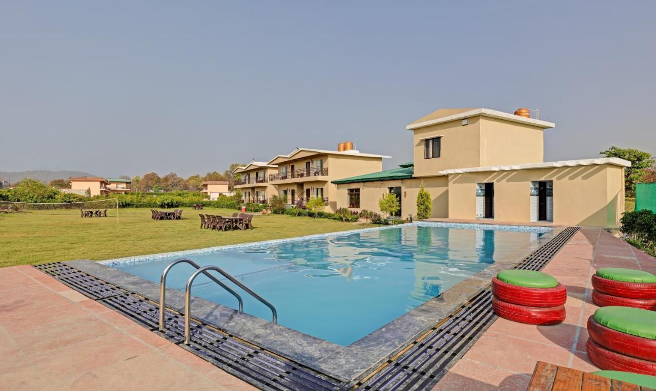 Treebo Kaira Resort With Pool View, 5 Km From Jim Corbett Jungle Safari ラムナガル エクステリア 写真