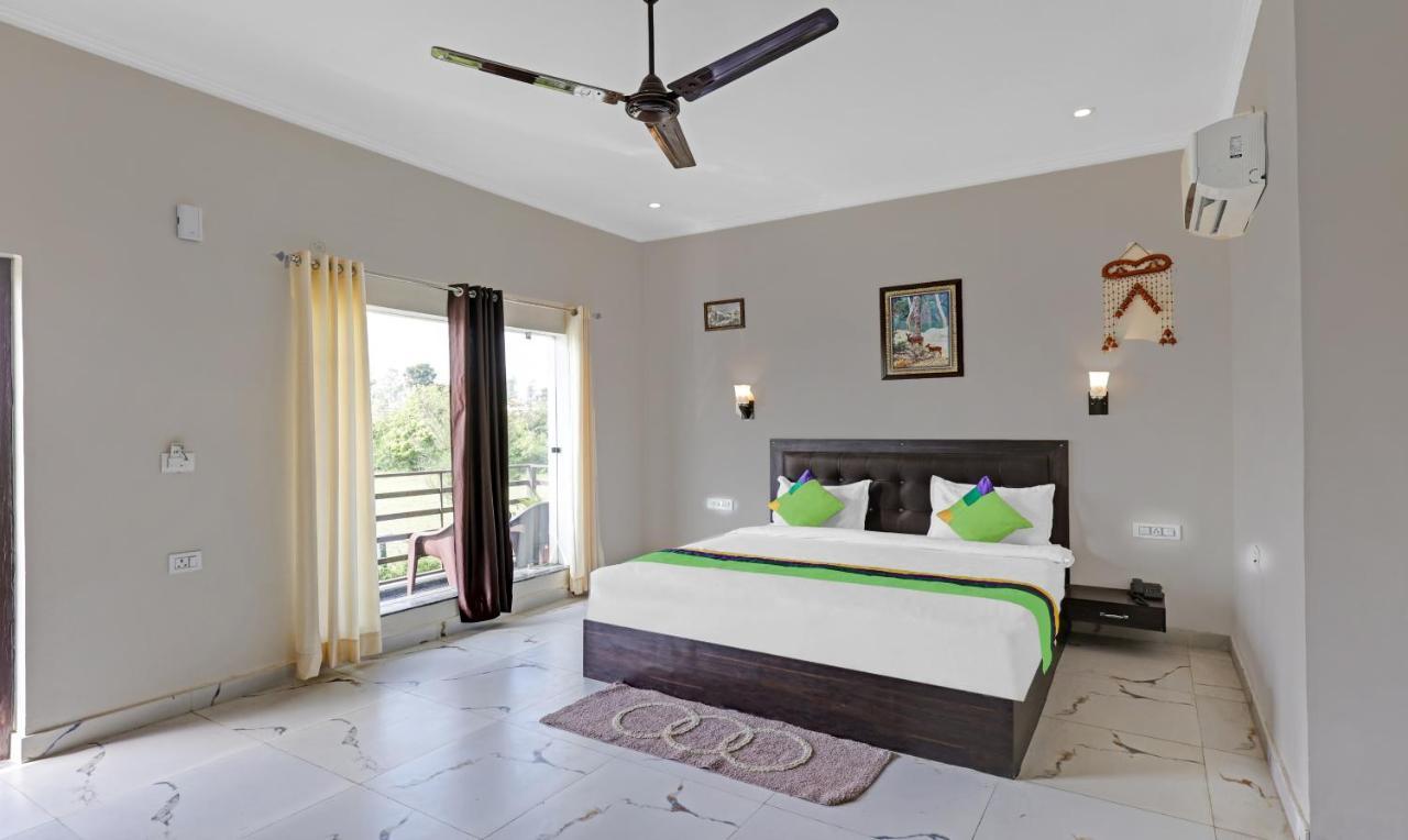 Treebo Kaira Resort With Pool View, 5 Km From Jim Corbett Jungle Safari ラムナガル エクステリア 写真
