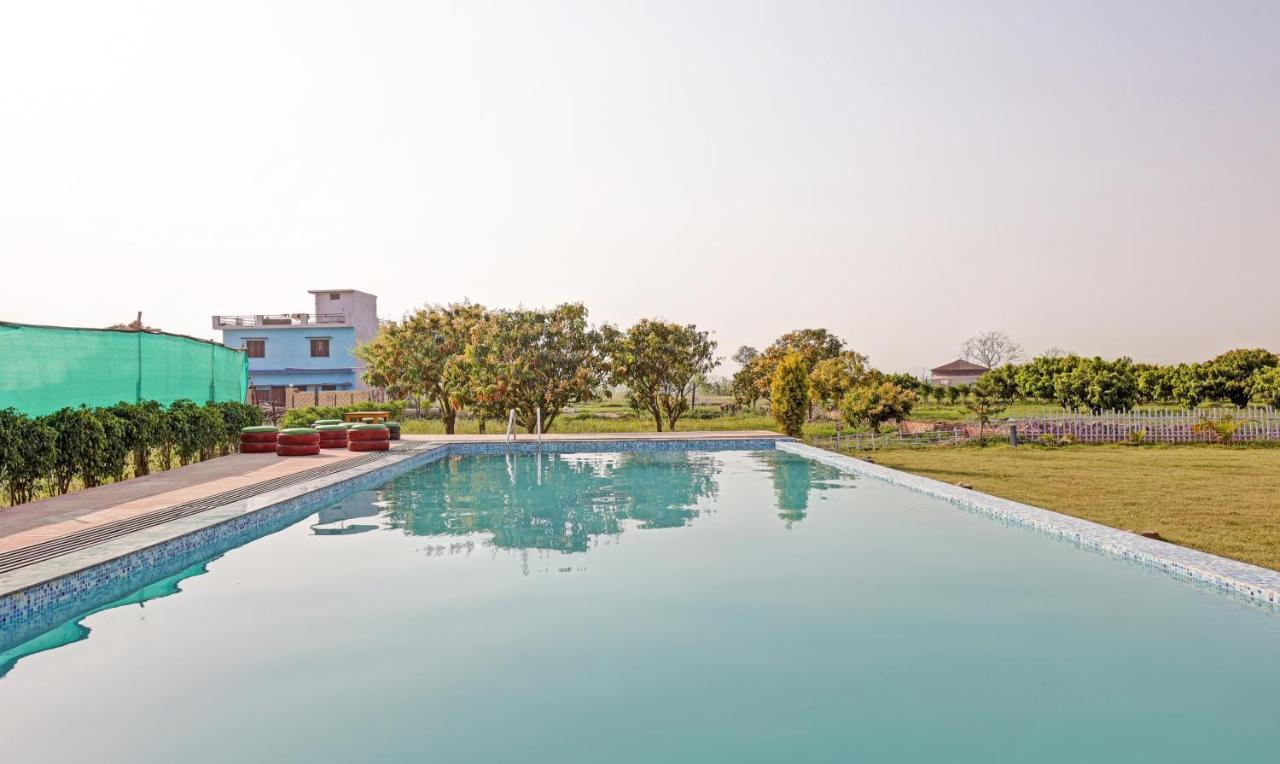Treebo Kaira Resort With Pool View, 5 Km From Jim Corbett Jungle Safari ラムナガル エクステリア 写真