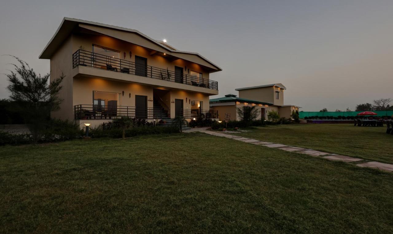 Treebo Kaira Resort With Pool View, 5 Km From Jim Corbett Jungle Safari ラムナガル エクステリア 写真