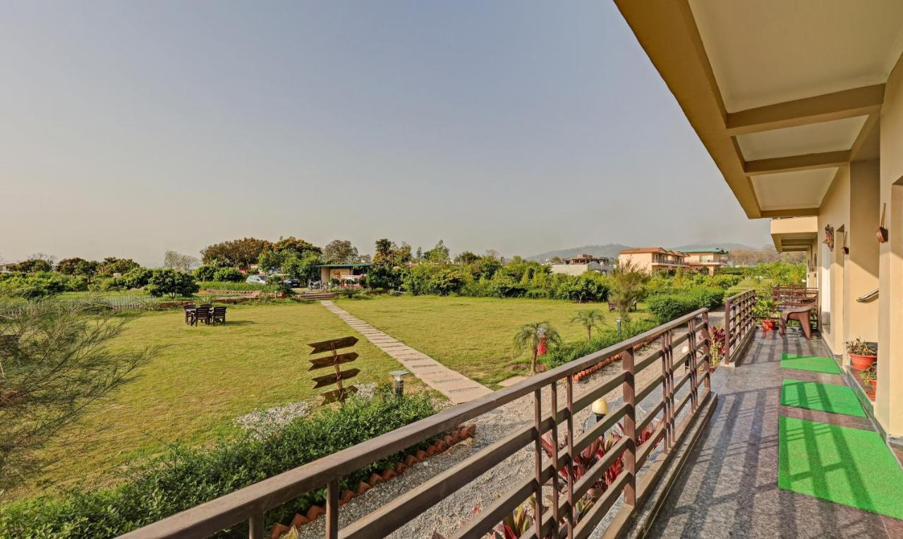 Treebo Kaira Resort With Pool View, 5 Km From Jim Corbett Jungle Safari ラムナガル エクステリア 写真