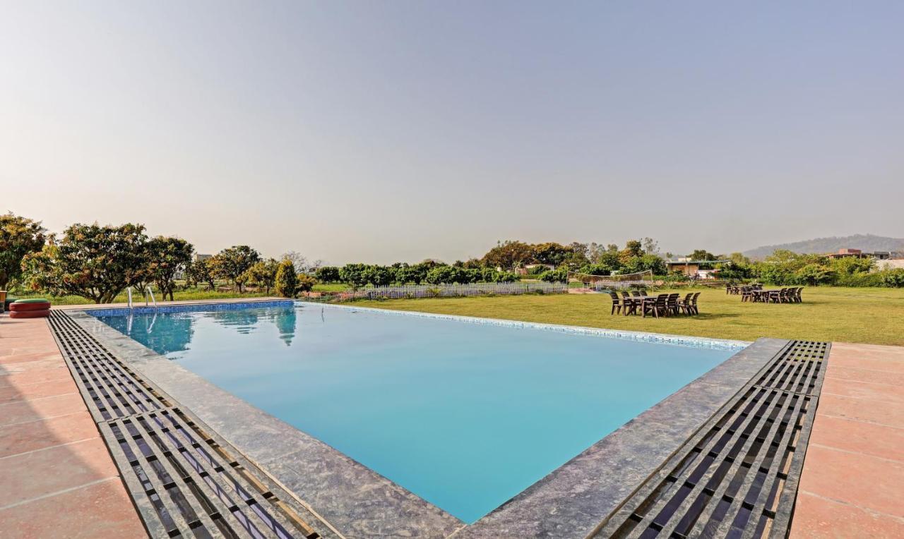 Treebo Kaira Resort With Pool View, 5 Km From Jim Corbett Jungle Safari ラムナガル エクステリア 写真